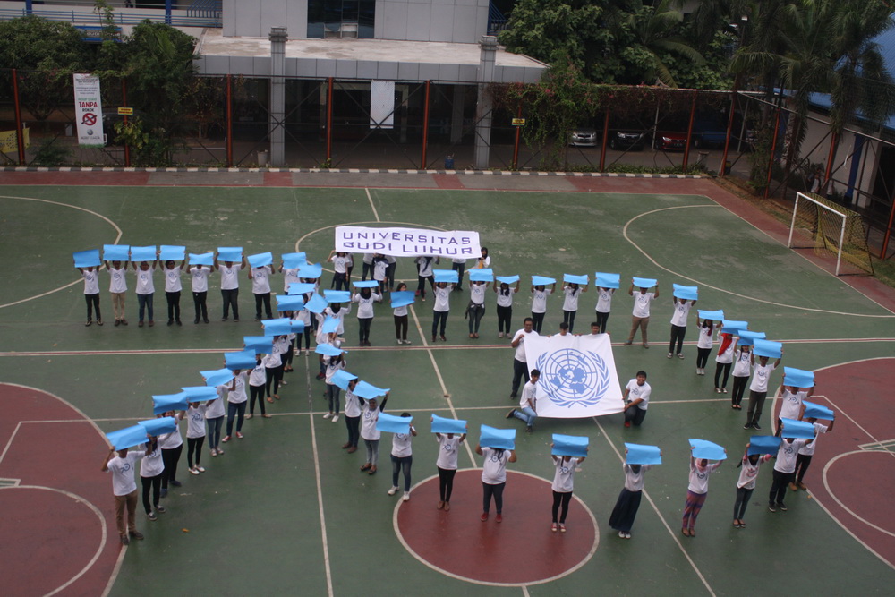 Universitas Budi Luhur “Terangi Dunia dengan Biru PBB”