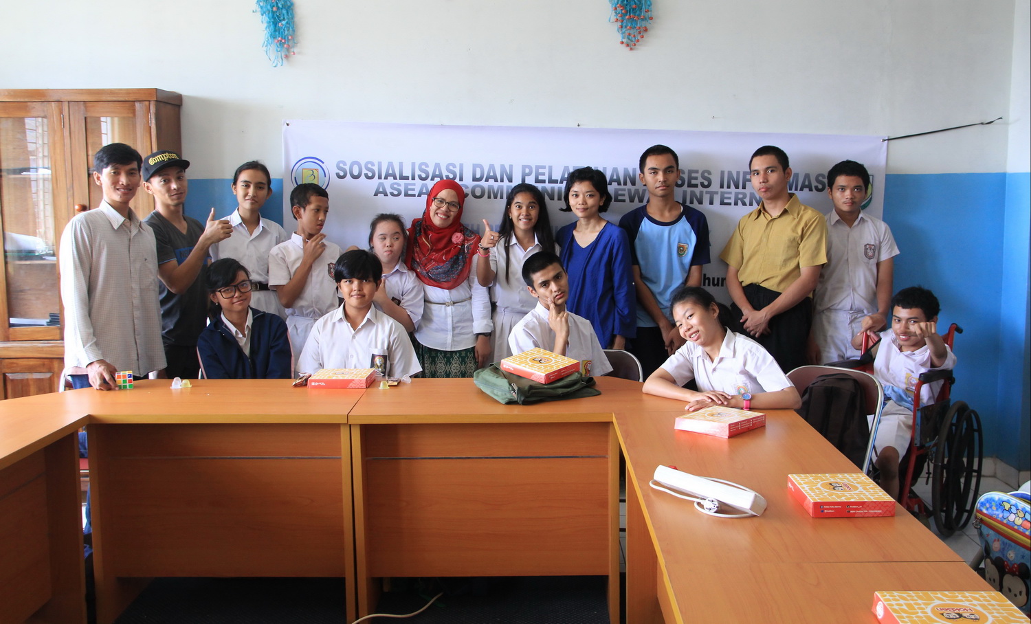 Kegiatan PKM Dosen Prodi HI FISIP Universitas Budi Luhur, Jakarta dengan tema “Sosialisasi dan Pelatihan Akses Informasi ASEAN Community Lewat Internet oleh Peserta Didik”
