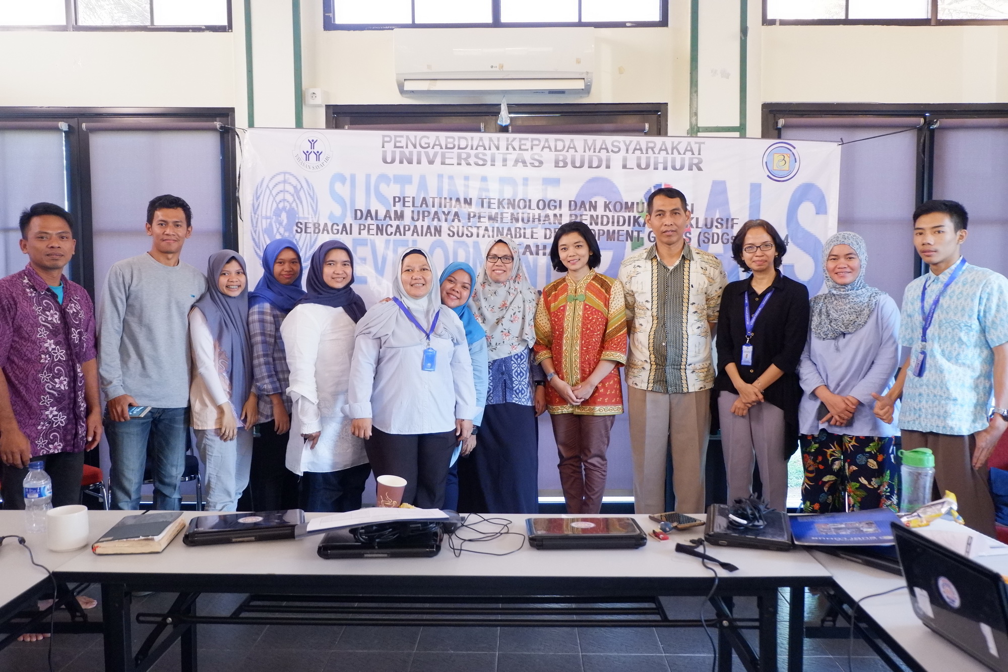 [:en]Dosen HI, FISIP, Kembali Melaksanakan PKM: Pelatihan TI & Komunikasi di Yayasan Sayap Ibu Bintaro [:]