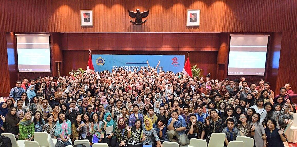 [:en]Mahasiswa dan Dosen HI mengikuti Talkshow bersama Menteri Luar Negeri bertema “Diplomasi Indonesia dan Tantangannya”[:]