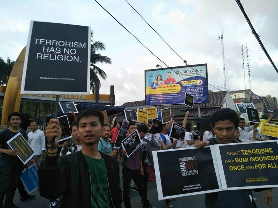 Aksi Damai Menolak Terorisme, Mahasiswa Universitas Budi Luhur gelar Aksi Keprihatinan Menolak Terorisme